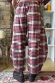 Patrick Plaid Brushed Cotton 7/8 Barrel Pant Burgundy